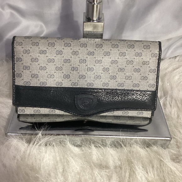 Vintage Gucci 035 64 0461 Micro GG Logo Canvas/ Leather Long Wallet - Picture 2 of 13